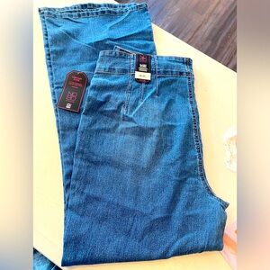 NOBO Flare Cut Jeans